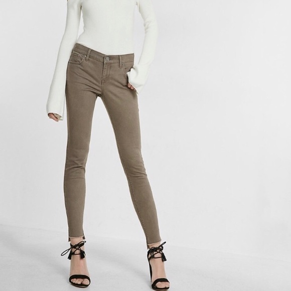 NWT Mid Rise Split Hem Stretch Leggings/ Jeans - Picture 2 of 4